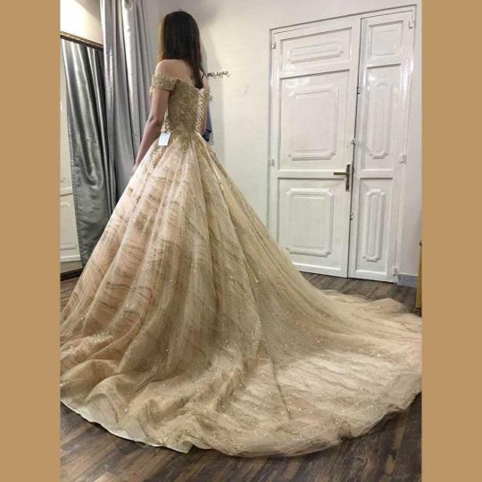 Thanh lý váy cưới 